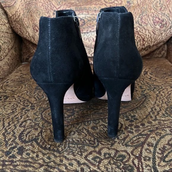 Via Spiga Suede Black Ankle Boots - Picture 3 of 6